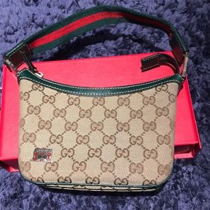 Gucci Beige Canvas Baguette